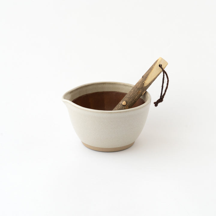 SURI / WOODEN PESTLES