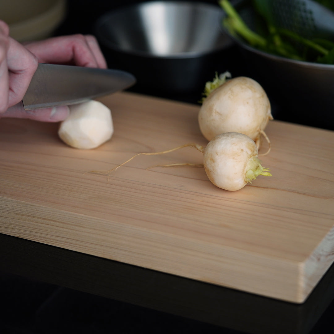 TOSARYU / HINOKI CUTTING BOARD