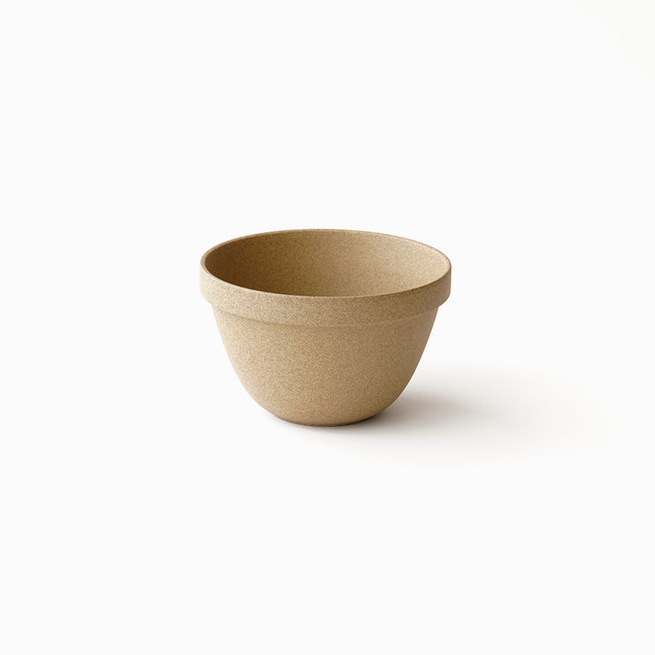 HASAMI PORCELAIN / DEEP ROUND BOWL / NATURAL / 5 5/8" DIA x 3 1/2"