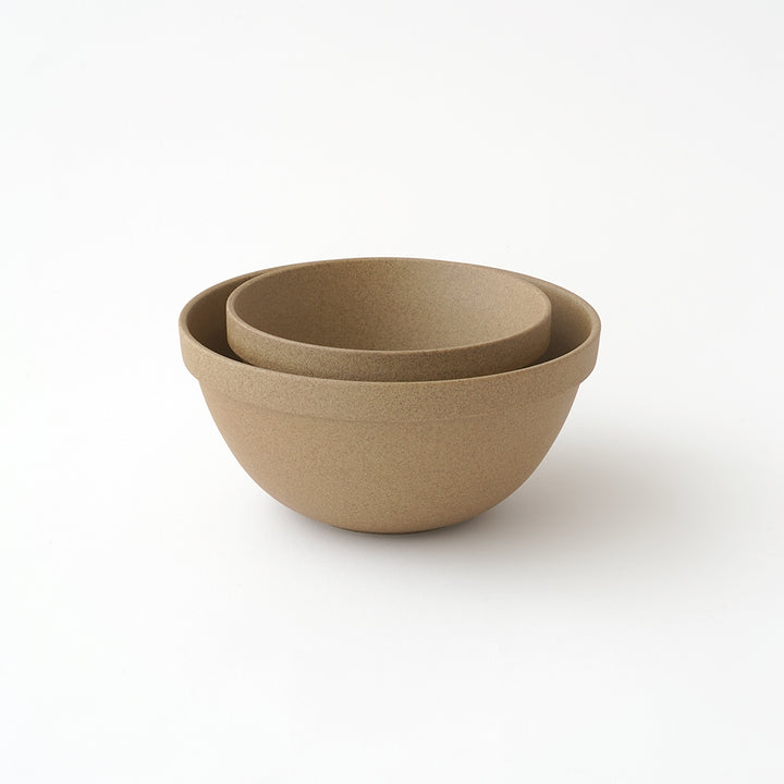 HASAMI PORCELAIN / DEEP ROUND BOWL / NATURAL / 7 3/8" DIA x 3 1/2"