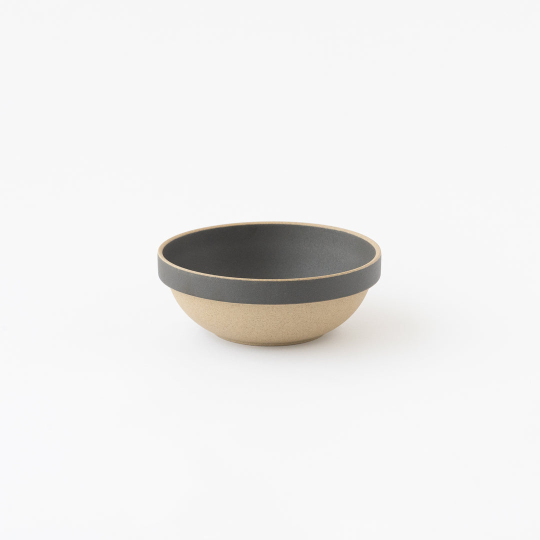HASAMI PORCELAIN Round Bowl 5 5/8" Black