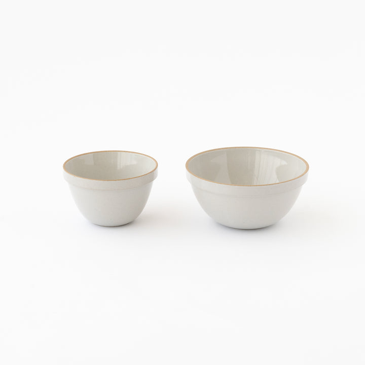 HASAMI PORCELAIN / DEEP ROUND BOWL / GLOSS GRAY / 7 3/8" DIA x 3 1/2"