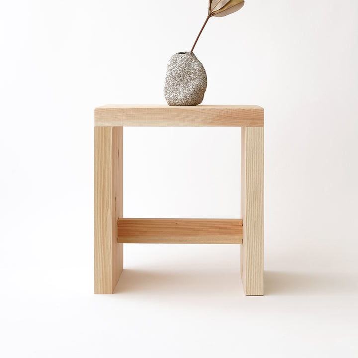 TOSARYU / HINOKI STOOL