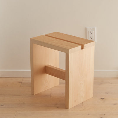 TOSARYU / HINOKI STOOL