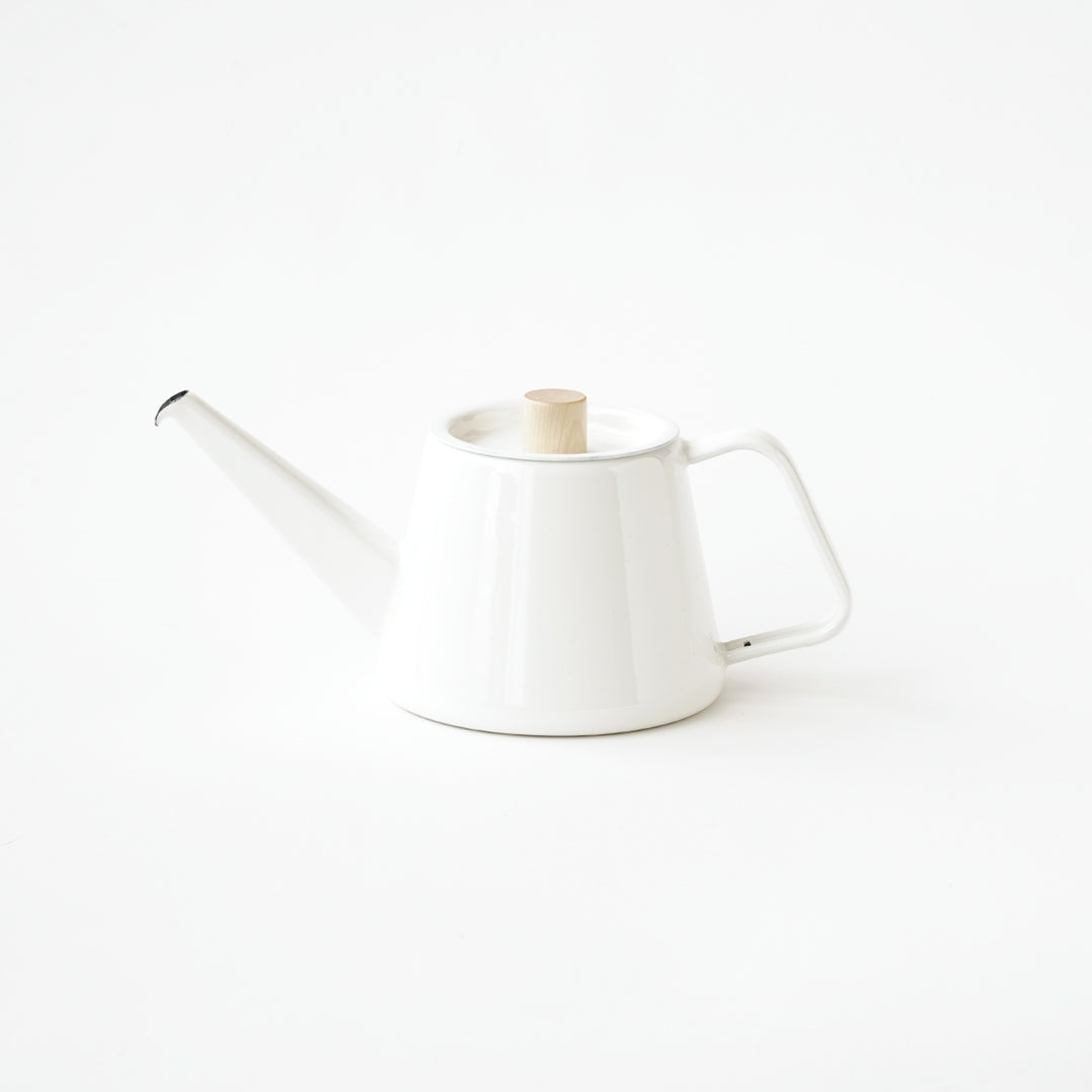 KAICO ENAMEL DRIP KETTLE  WHITE