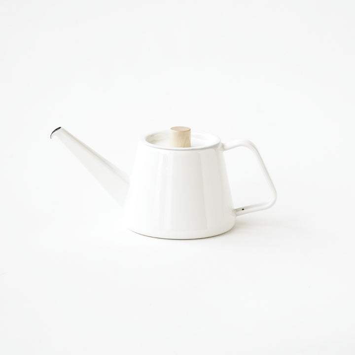KAICO ENAMEL DRIP KETTLE  WHITE