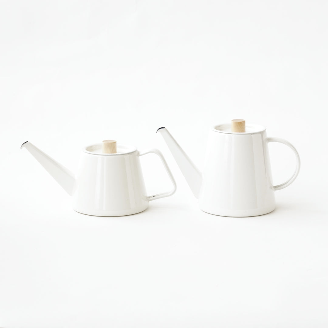 KAICO ENAMEL DRIP KETTLE  WHITE