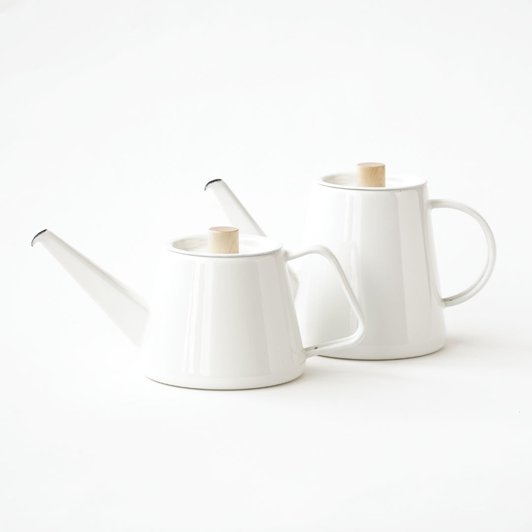 KAICO ENAMEL DRIP KETTLE  WHITE