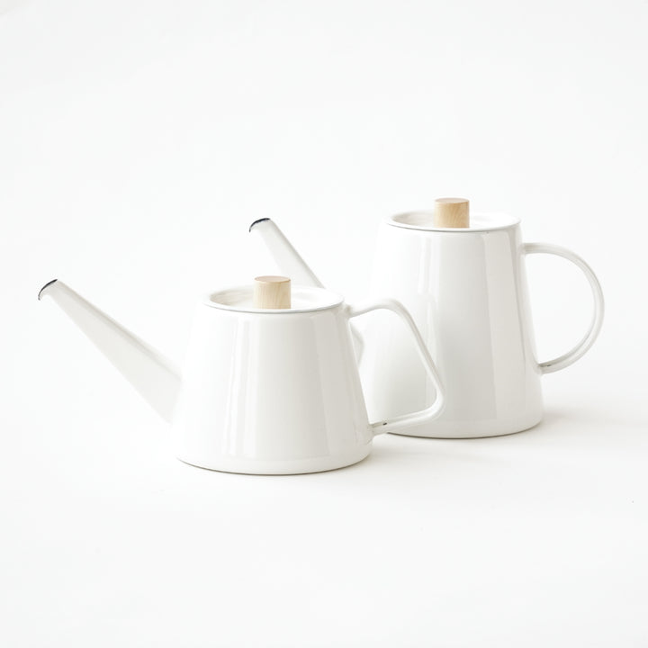KAICO ENAMEL DRIP KETTLE  WHITE