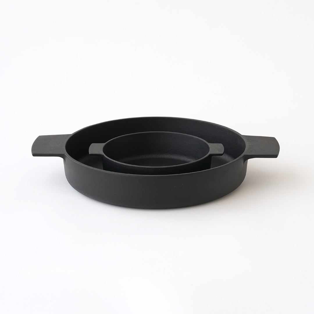 KAMASADA STUDIO CAST IRON PAN