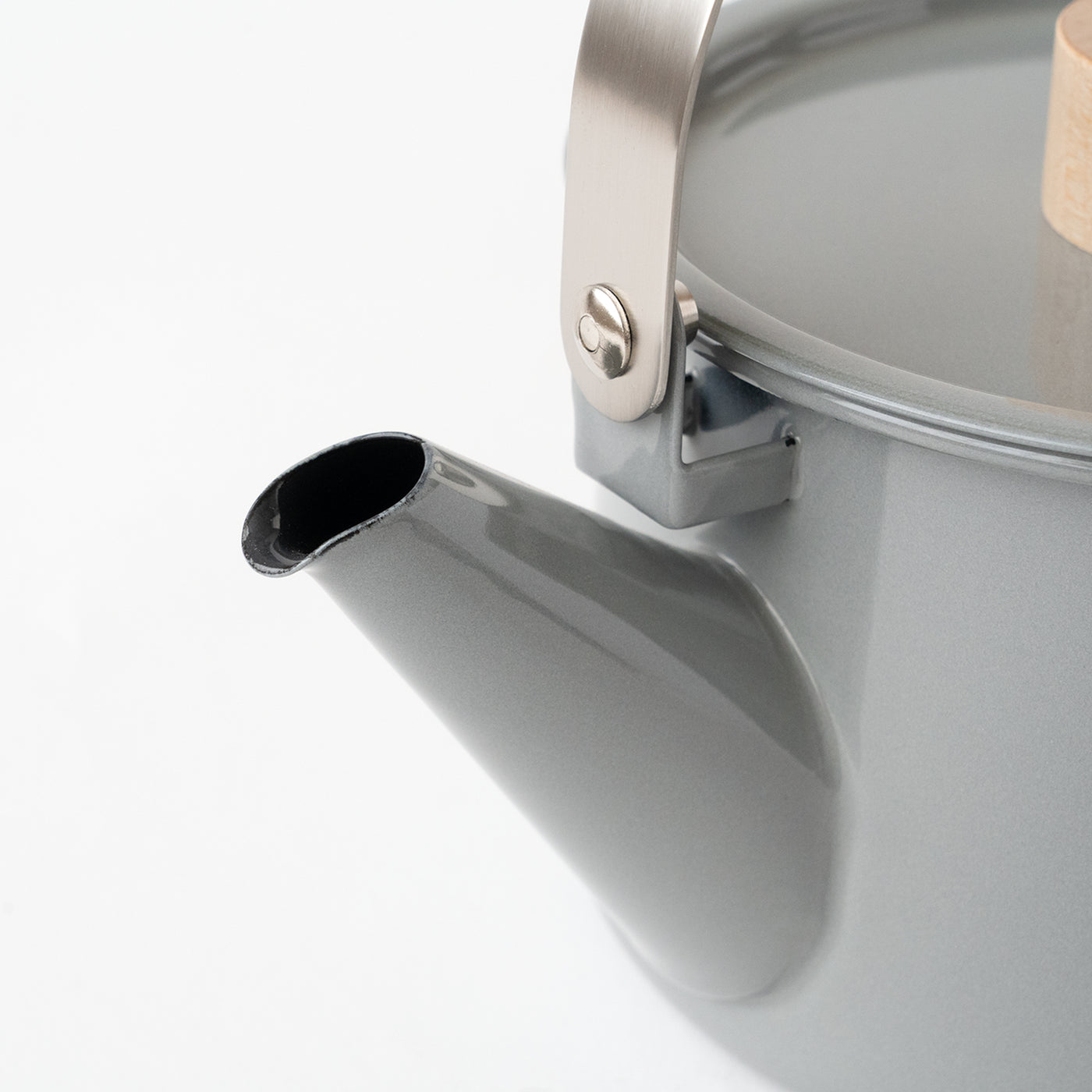 KAICO ENAMEL KETTLE WITH WOODEN HANDLE GRAY