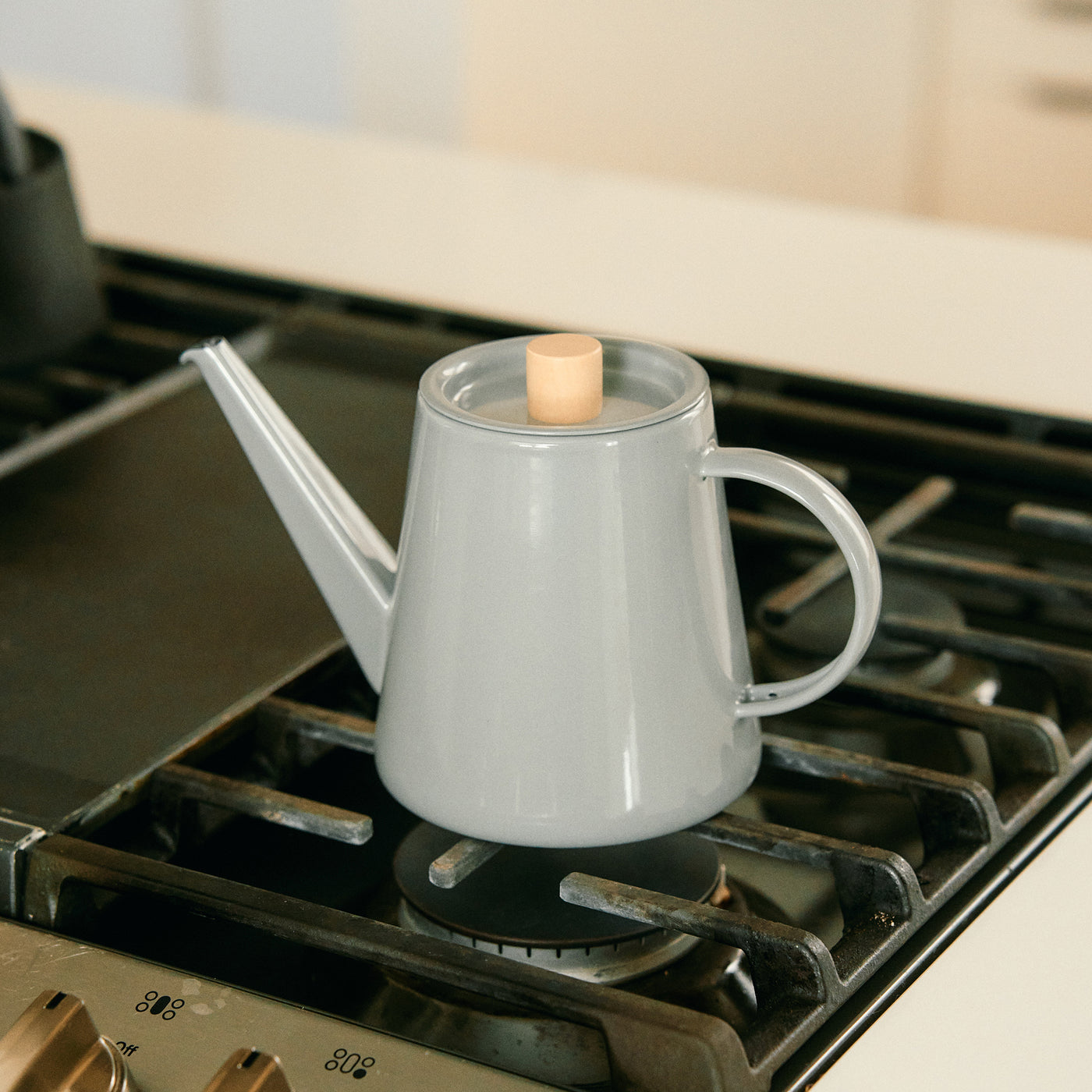 KAICO / ENAMEL DRIP KETTLE / GRAY