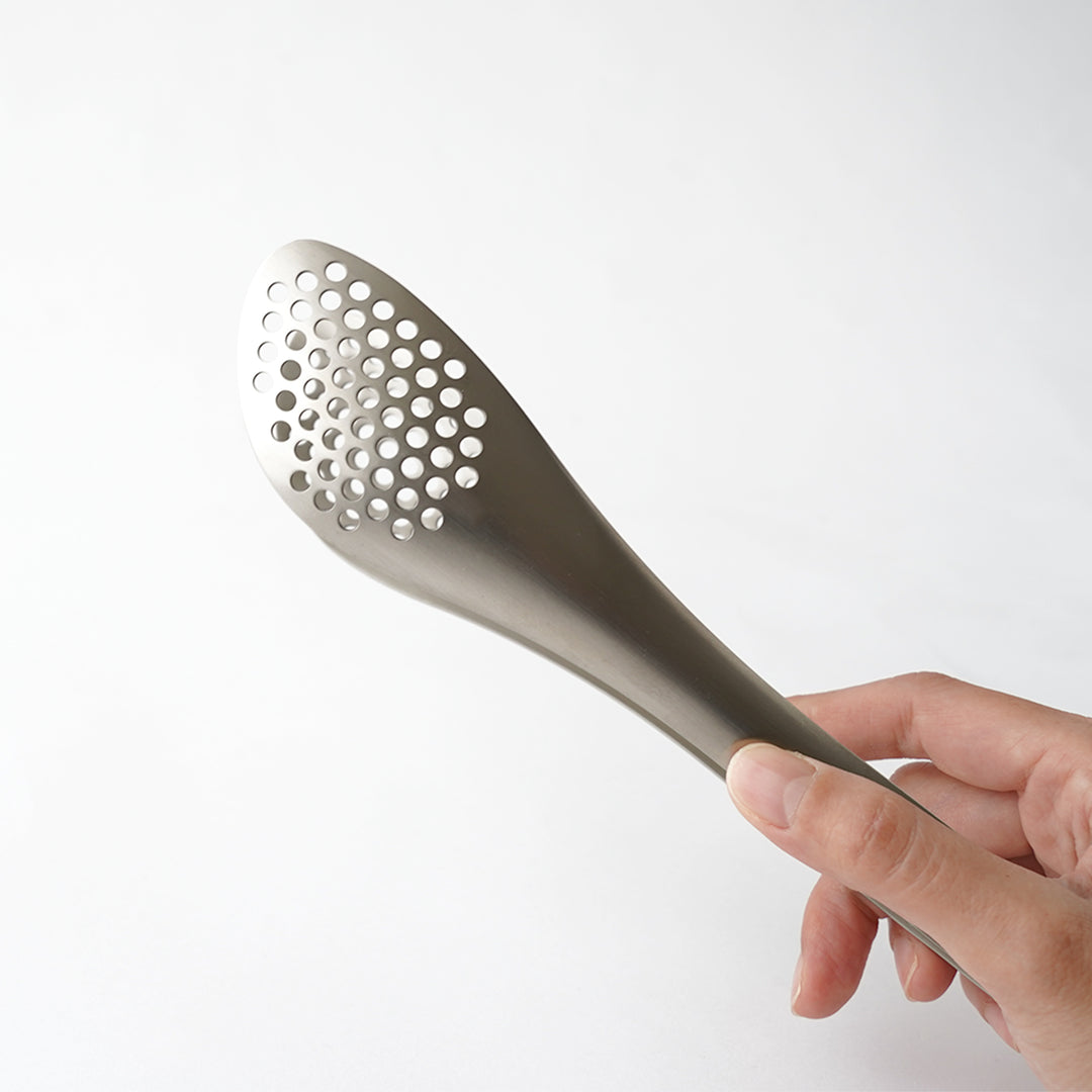 SORI YANAGI / STAINLESS STEEL PERFORATED TONGS