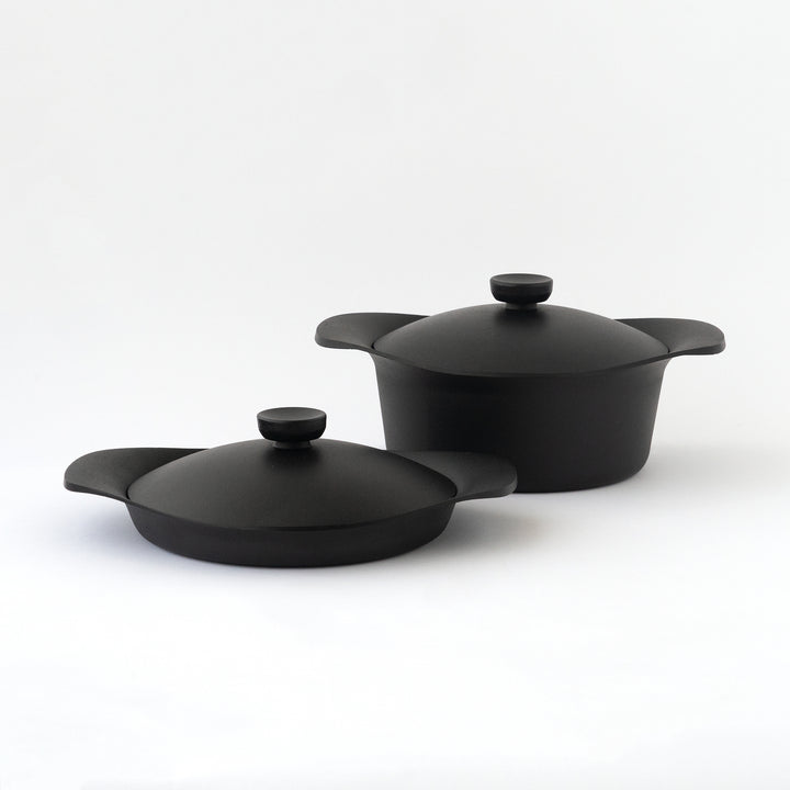 SORI YANAGI / CAST IRON GRILL PAN WITH LID AND HANDLE