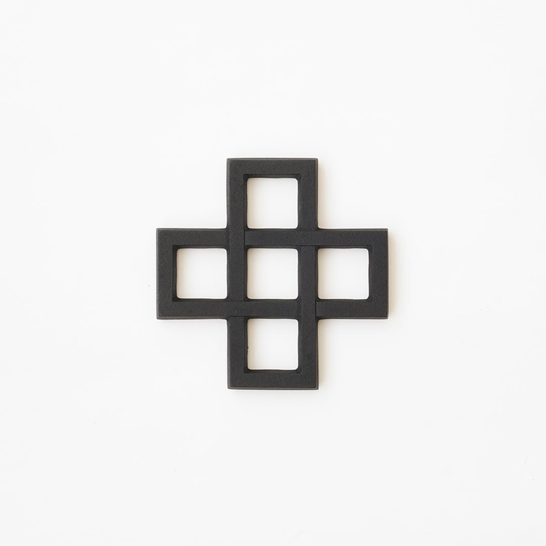 KAMASADA STUDIO CAST IRON TRIVETS