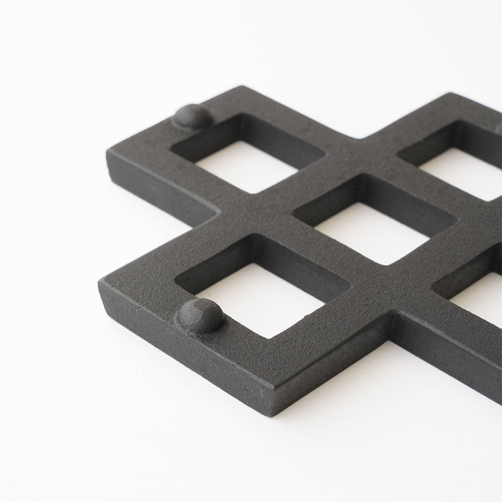 KAMASADA STUDIO CAST IRON TRIVETS