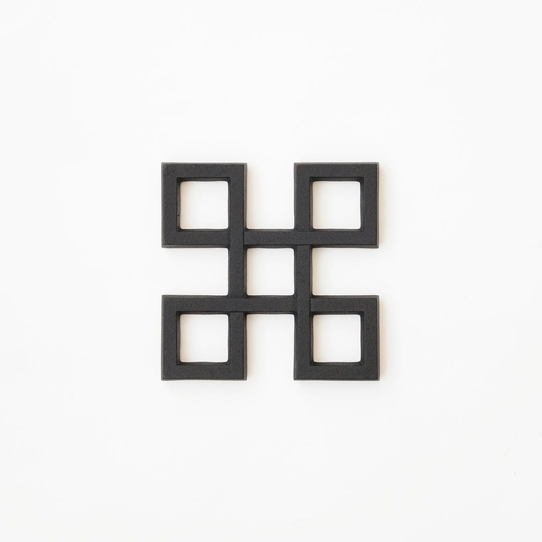 KAMASADA STUDIO CAST IRON TRIVETS