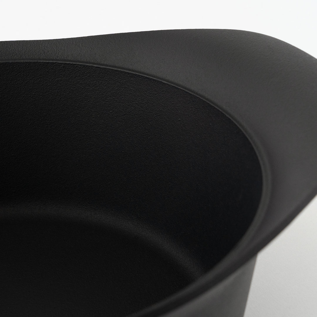 SORI YANAGI / CAST IRON DEEP PAN WITH LID AND HANDLE