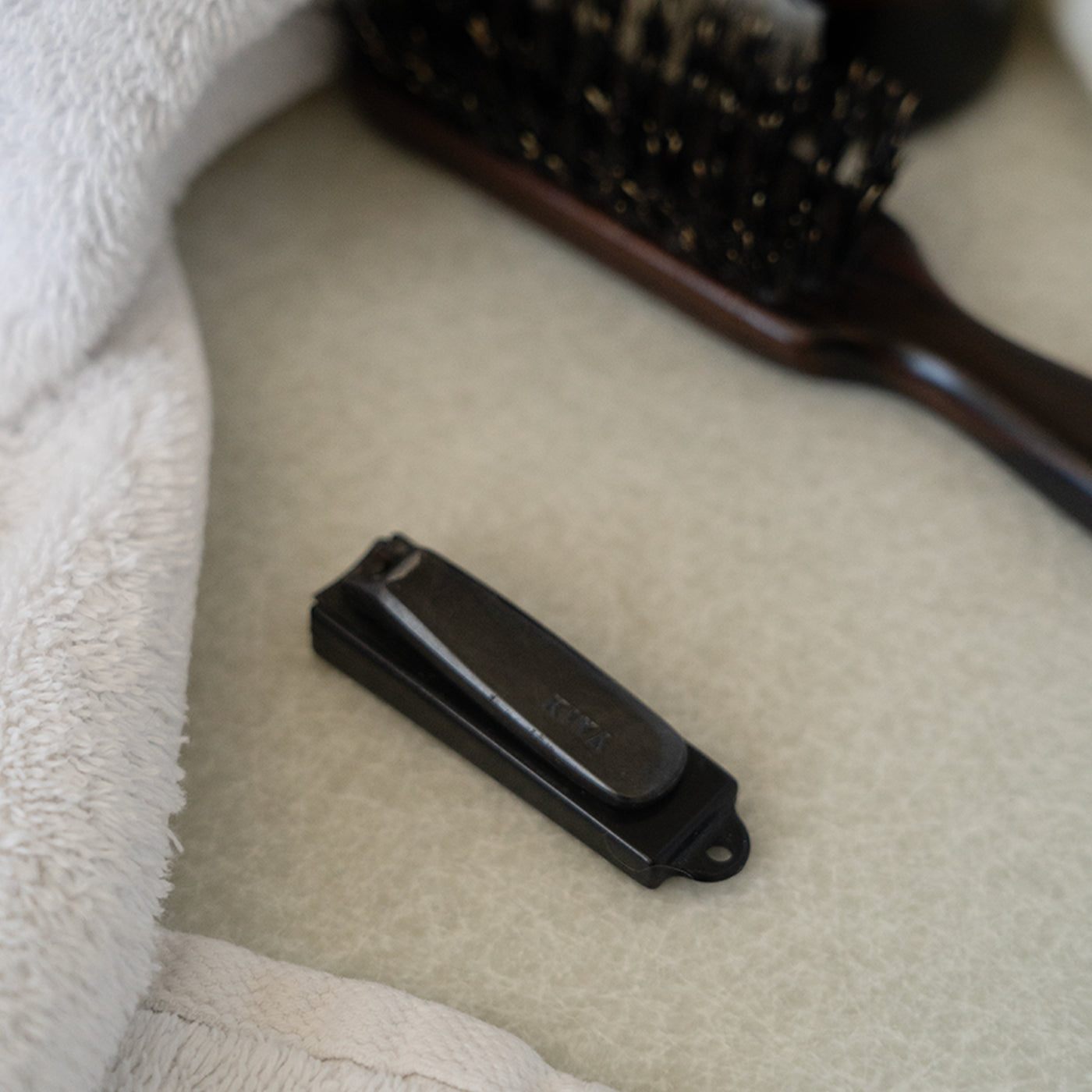 KIYA / BLACK NAIL CLIPPER