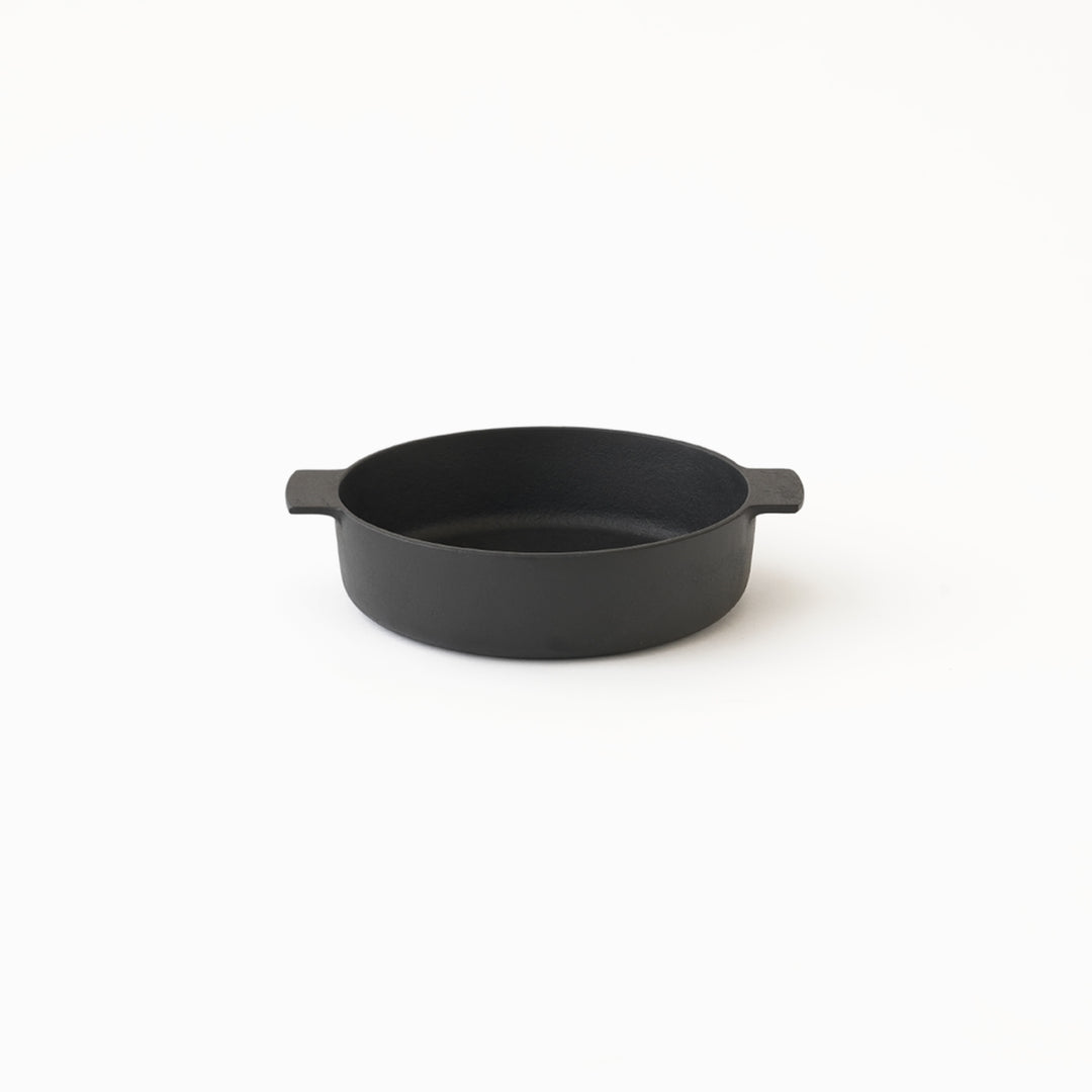 KAMASADA STUDIO CAST IRON PAN