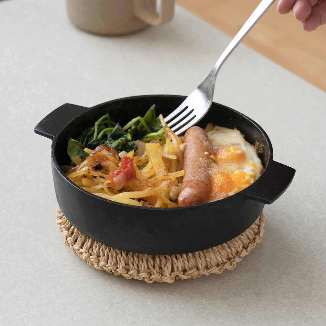 KAMASADA STUDIO / CAST IRON PAN