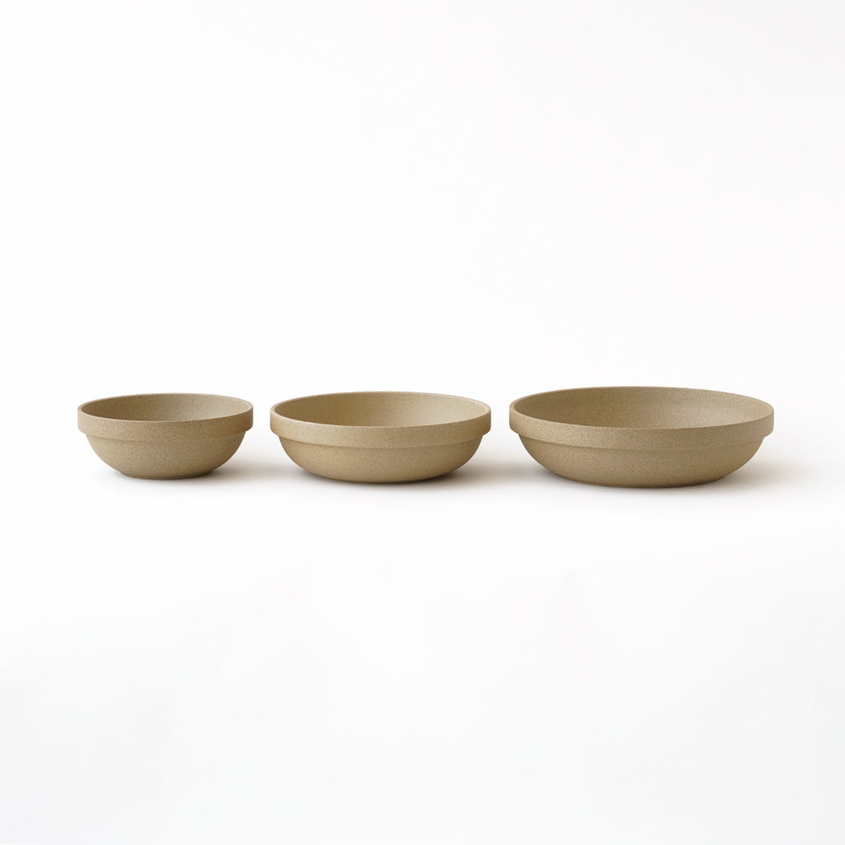 Hasami Porcelain Round Bowl 7 3/8" Natural
