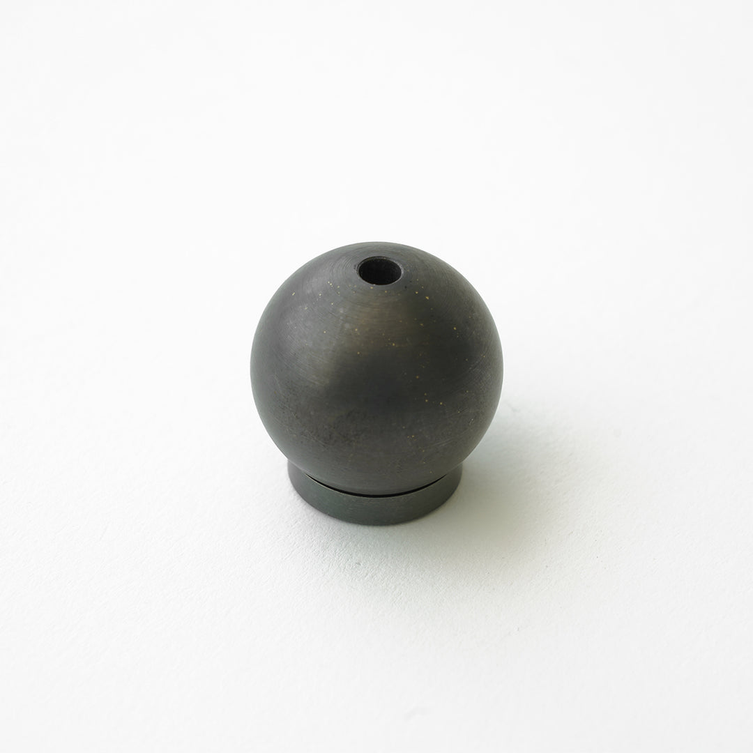SUMITANI SABURO SHOTEN / SOLID BRASS BALL SHAPED INCENSE HOLDERS